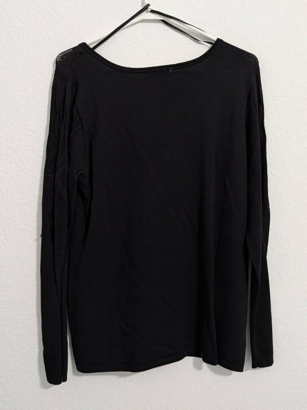 Cato Women's Iconic Ideal Sportswear Black Blouse Top NWT (Large) - Picture 2 of 5